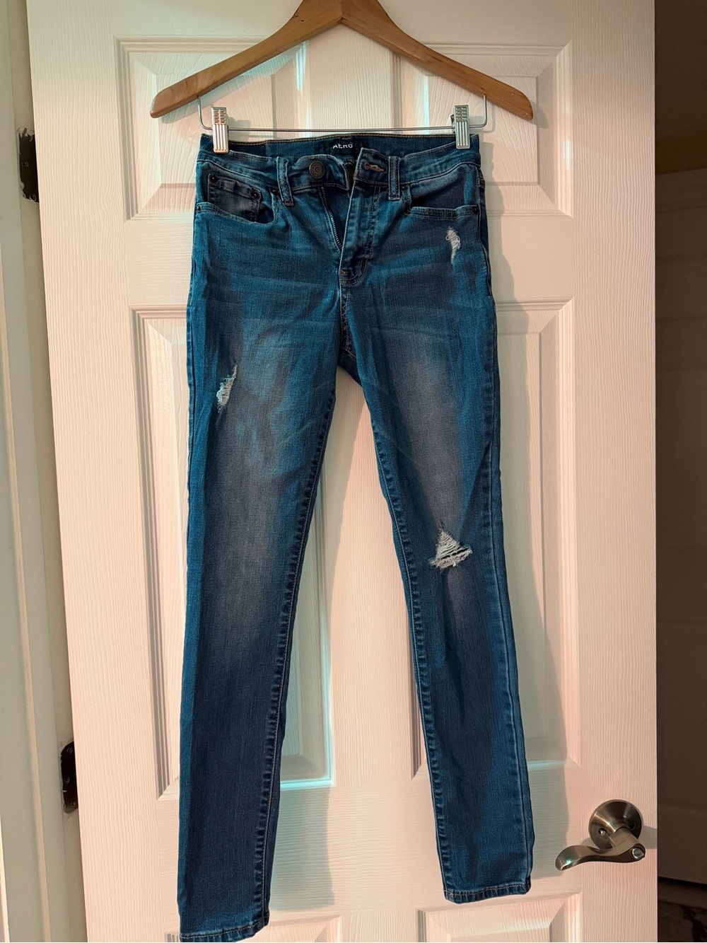 Aeropostale Women's Dark Blue Skinny Jeans